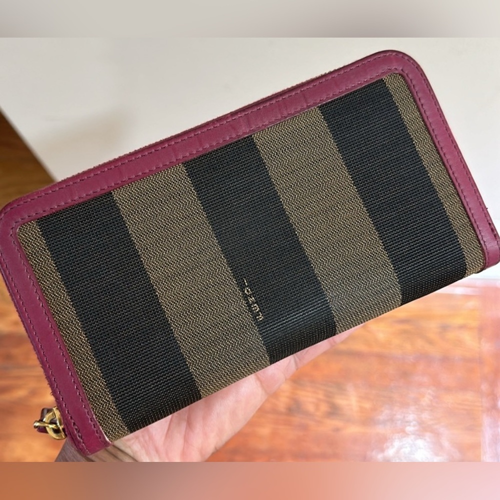 ✨ Fendi Pequin Long Zip Around Wallet Fuchsia Leather Trim - Picture 2 of 9